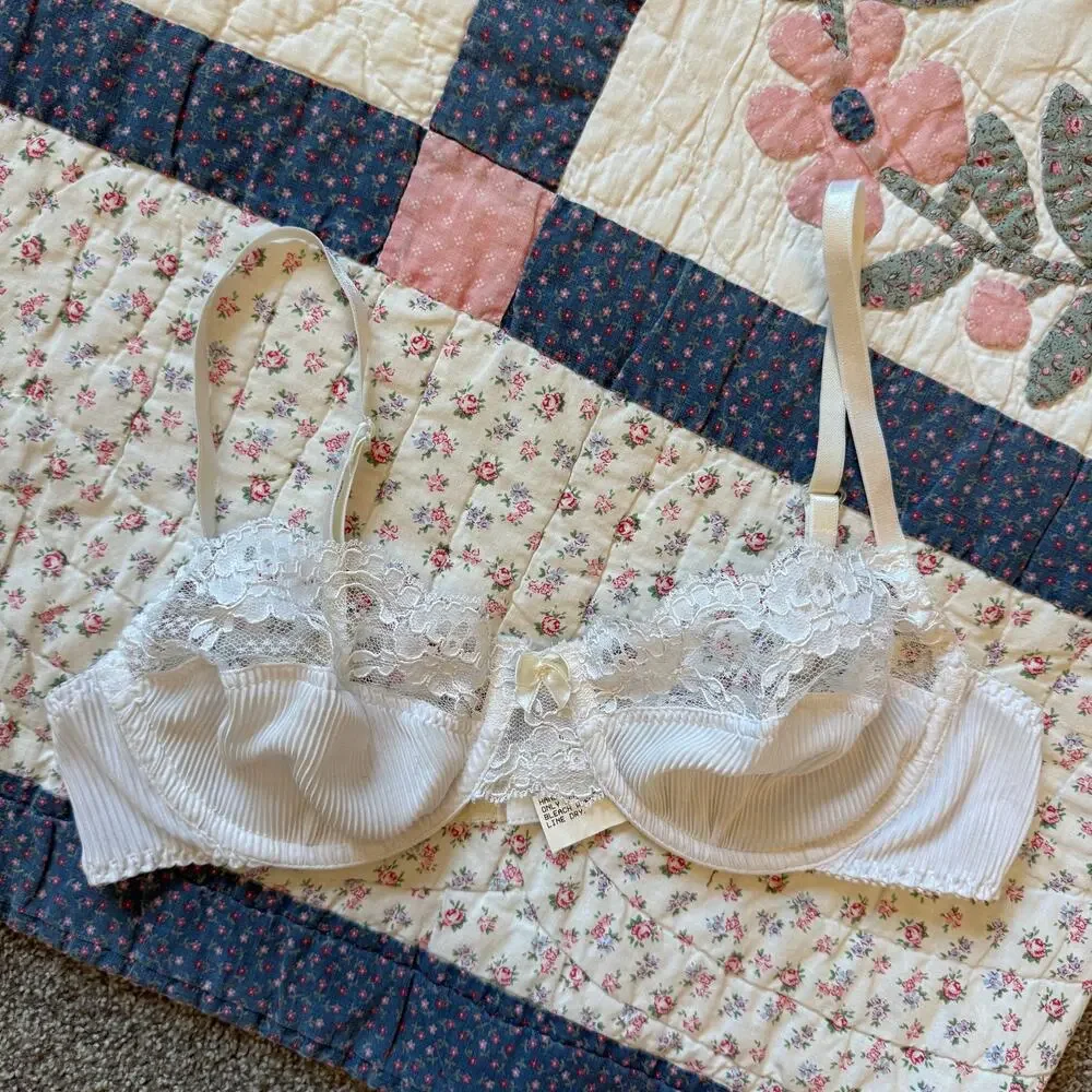 Vintage White Sheer Lace Underwire Balconette Bra Lingerie Sz 34C